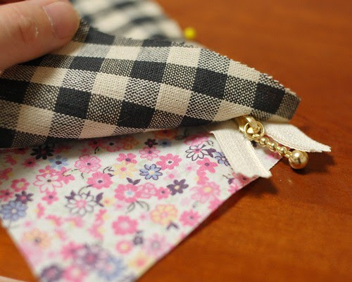 How to make a pen case (4)