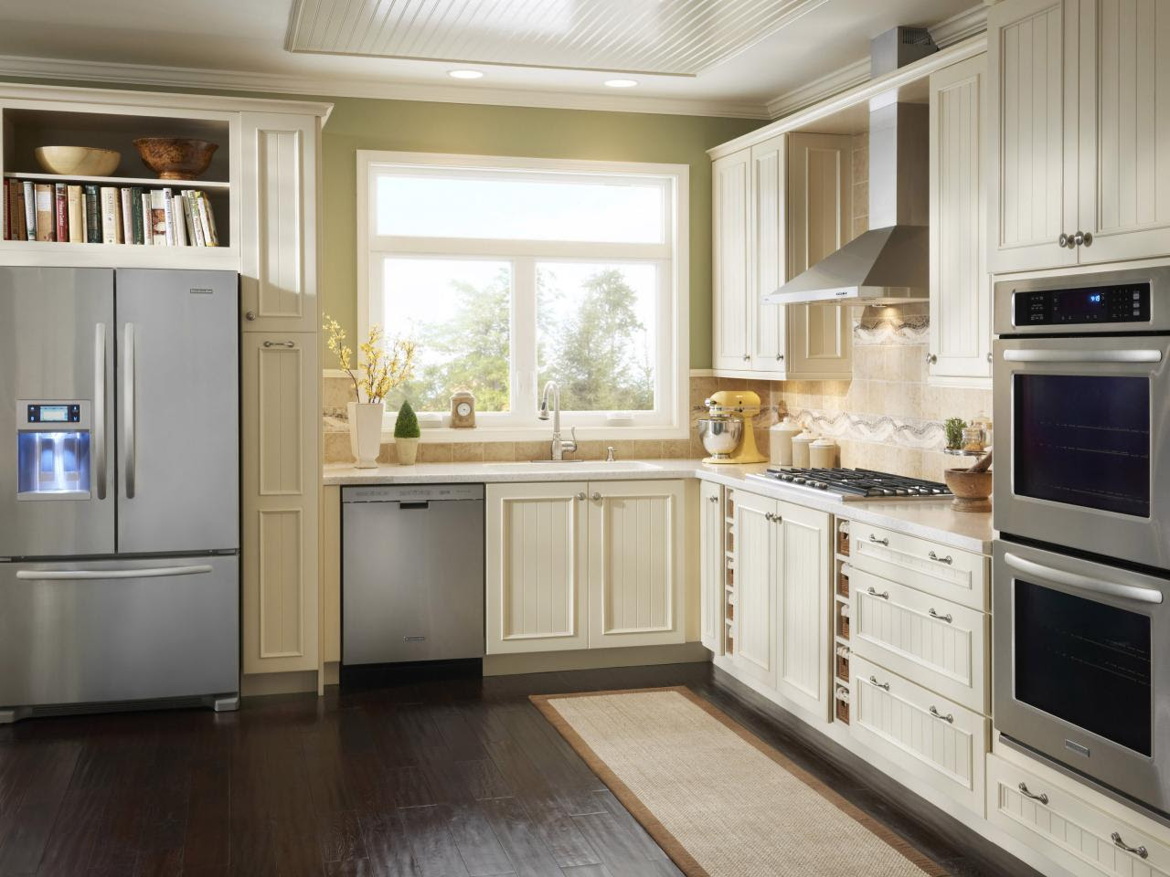 iSmalli iKitcheni Options Smart Storage and iDesigni Ideas HGTV iSmalli iKitcheni Options Smart Storage and iDesigni Ideas HGTV