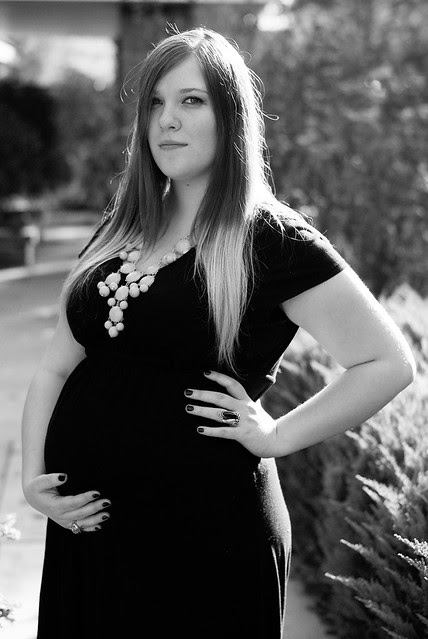 Preggo in Spring bandw