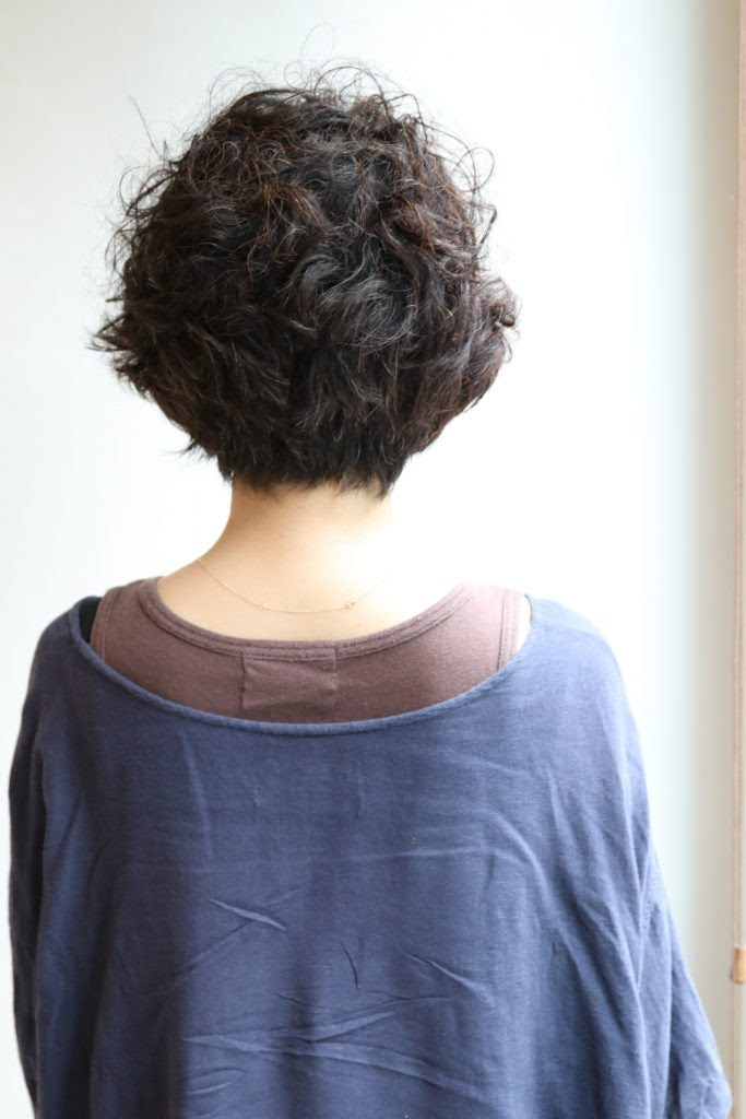 アラフィフ 50代 くせ毛のショートボブ