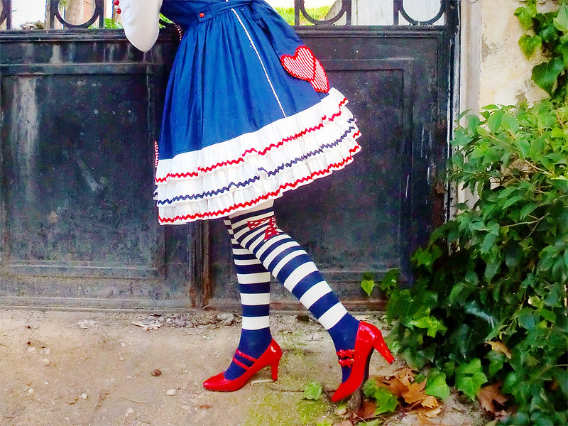 Sailor Lolita: Angelic Pretty Frill Marine OP