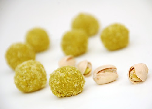 palline di pistacchio alla rosa
