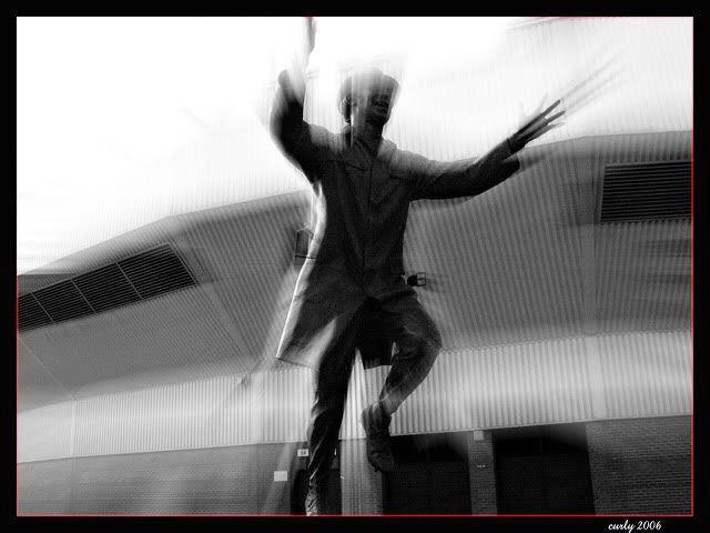 picture of Bob Stokoe statue at the Stadium of Light