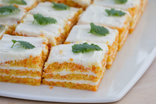 Porgandi-toorjuustukook / Carrot and cream cheese cake
