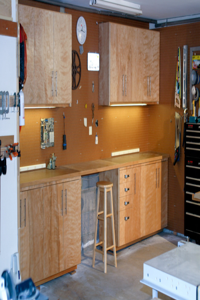 Build Garage Wall Cabinets / DIY Garage Storage Cabinets - Sugar Bee Crafts - We built a workbench and brought in several rolling storage systems.