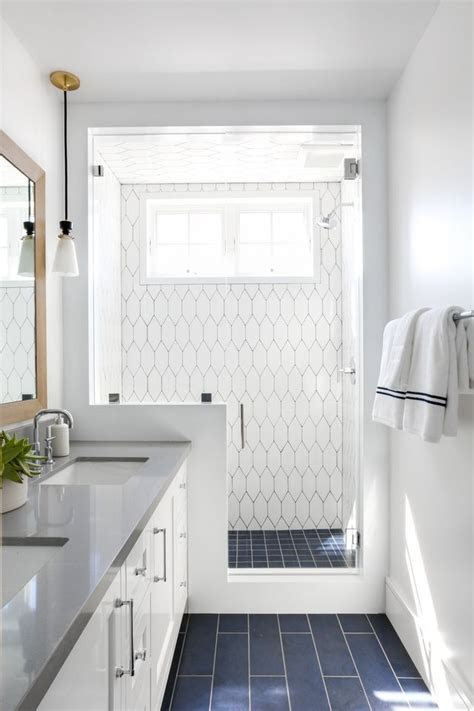 Browse photos of porcelain tile bathroom flooring designs and styles at hgtvremodels. Interior Design Ideas: Modern Coastal Shingle Home - Home