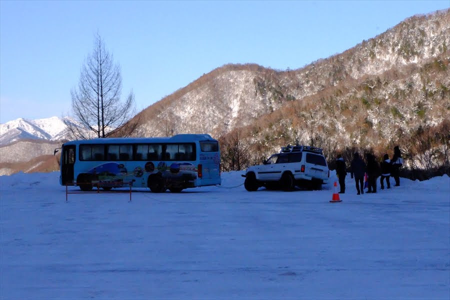日光白根山 雪山登山 丸沼高原スキー場 関東最高峰の絶景とわかんの
