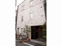 ケイズハウス 東京 オアシス 浅草駅から徒歩3分の民宿 3025円より 門限なし 自炊可能なキッチン コインランドリー 6才以下のお子様はドミトリールームをご利用いただけません 東京都 デゴイチよく走る Sl沿線宿泊情報