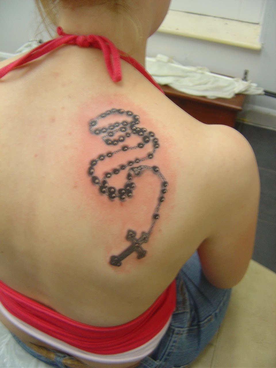 hummingbirdtattooonfootjapanesetattoospopularfemaletattoodesigns86468.jpg