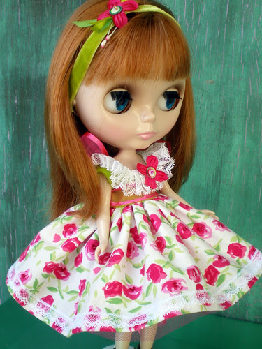 Clementine Louisa in Her New Party Dress (3)