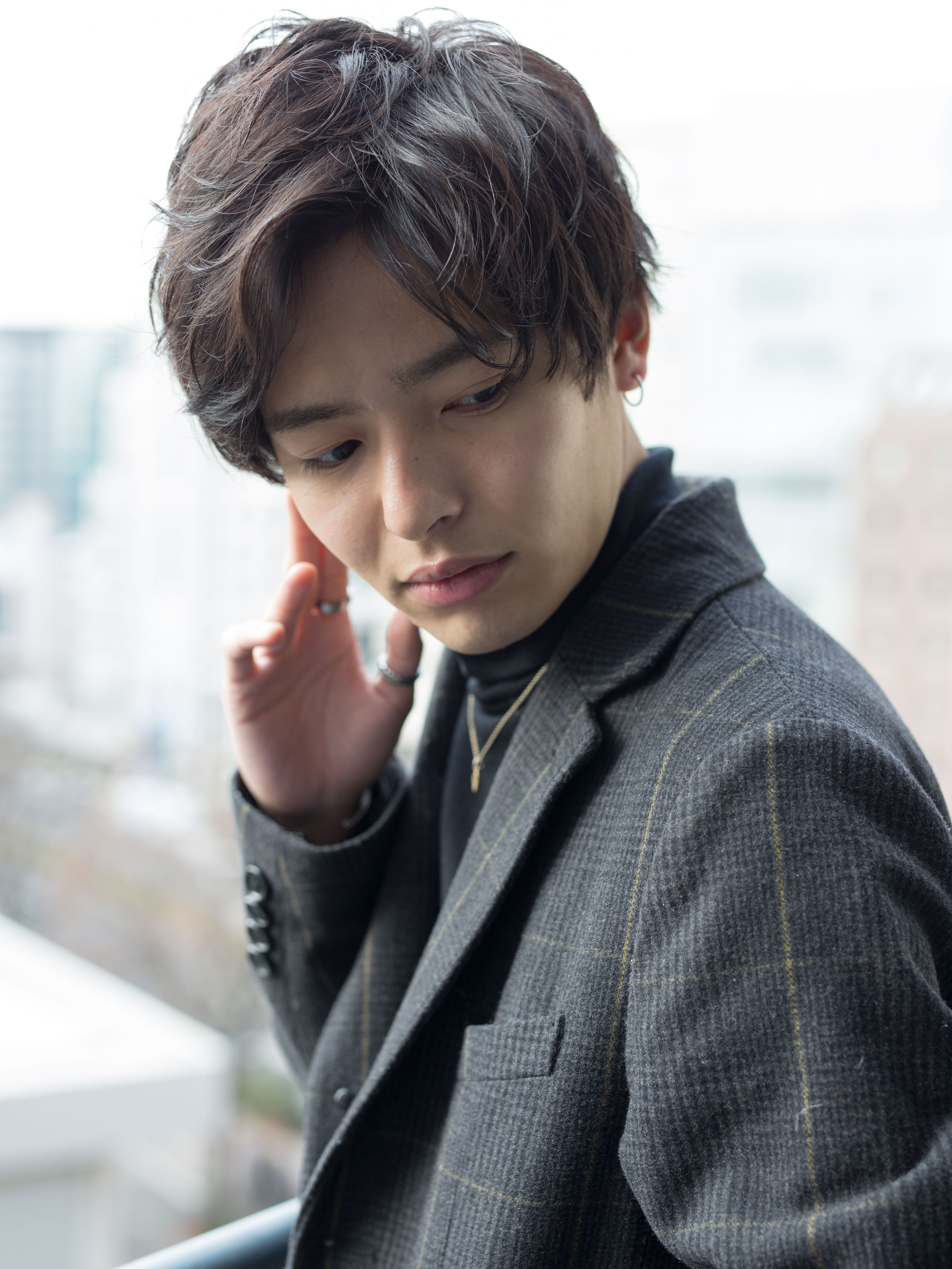 男も色気勝負 前髪をあげるだけで大人モード Violet バイオレット 青山 表参道 名古屋栄 横浜の美容室