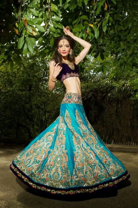 Beautiful-Girls-Wear-Wedding-Bridal-Dress-Designs-2013-14-New-Latest-Suits-by-Ekta-Solanki-7 Beautiful-Girls-Wear-Wedding-Bridal-Dress-Designs-2013-14-New-Latest-Suits-by-Ekta-Solanki-7
