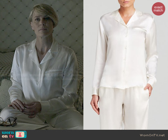 WornOnTV: Claire's white pajamas with pocket on House of 