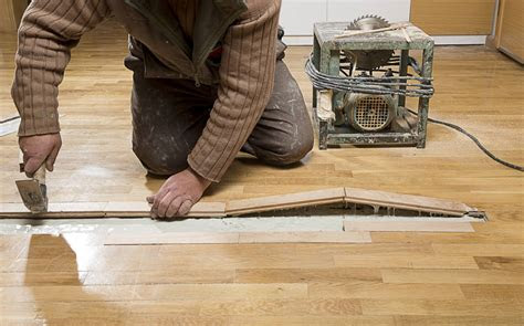 Both excessive heat and excessive cold ar. Cost to Repair Hardwood Flooring - 2020 Average Prices