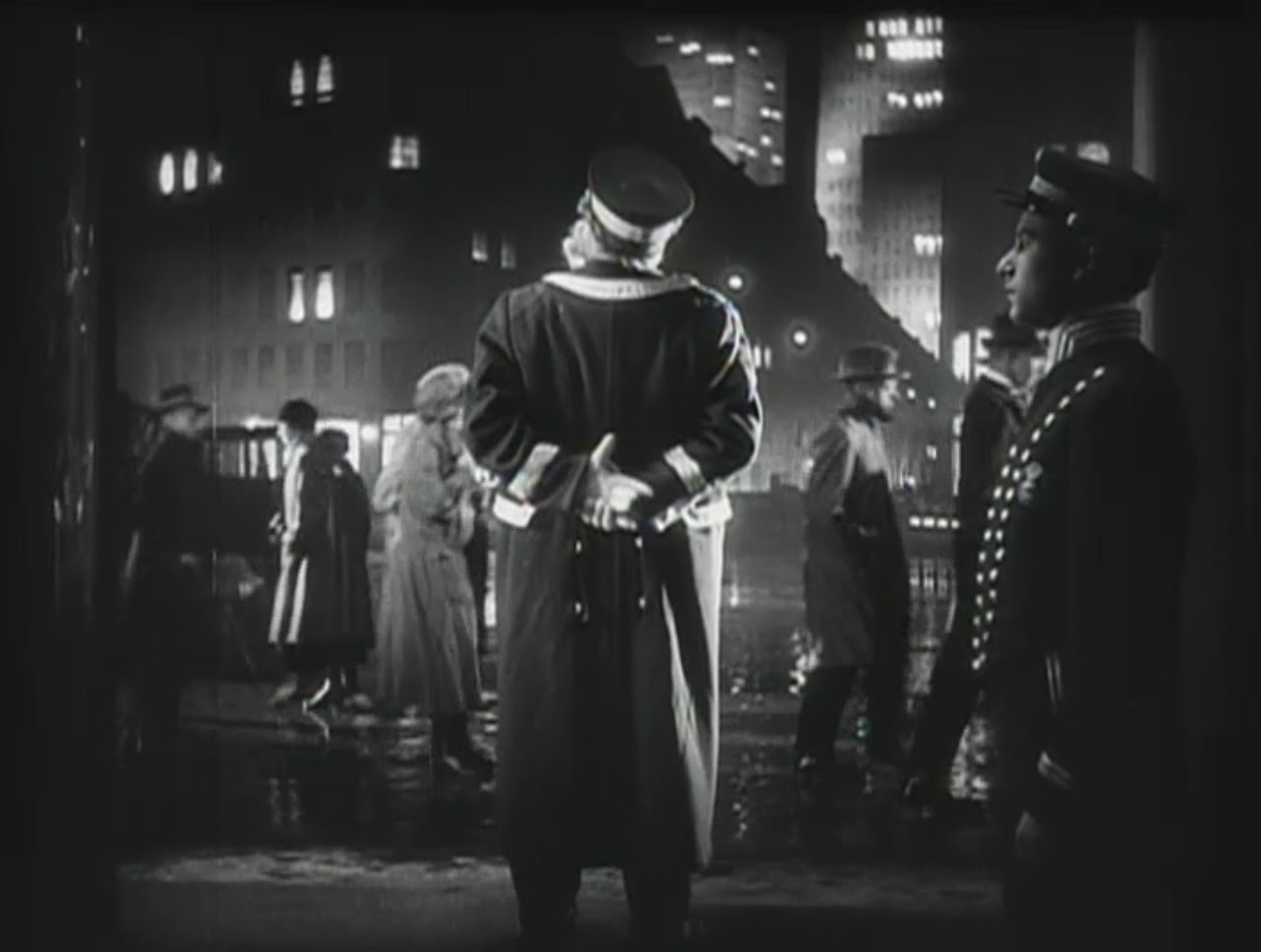 Review The Last Laugh Der Letzte Mann The Hand Grenade