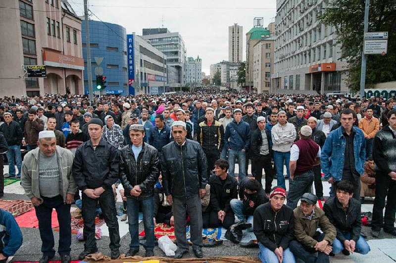 Eid al-Fitr Holiday  English Russia