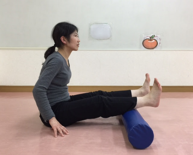 ふくらはぎをストレッチポールで細くするコツ １０分で１センチ細くなったよ Izumiの豆知識 池袋のダンススタジオ 演技 演劇レッスン ボイストレーニング Izmic Be Studio イヅミックビースタジオ