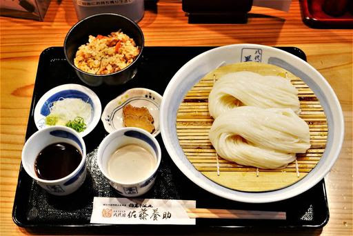 秋田駅近くで宮内庁御用達の稲庭うどんを 佐藤養助 秋田店 会社帰りに食べ飲み歩きブログ