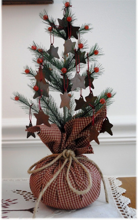 Christmas tree primitive style Christmas Trees Pinterest Christmas tree primitive style Christmas Trees Pinterest