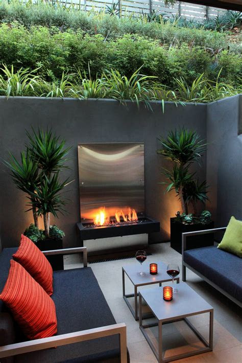 Learn how to make it warm and welcoming with these front porch ideas. 23+ Concrete Wall Designs, Decor Ideas | Design Trends