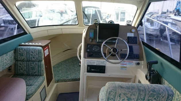 中古艇情報に ヤマハfc 26 エアコン付 を追加致しました 小型船舶免許 ボート免許 を東京で取得 マリーナ リトル オーシャン 東京