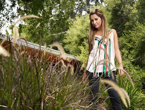 Ashley Tisdale Photo