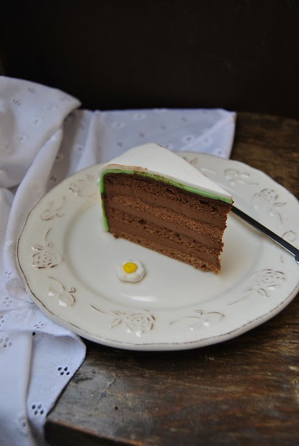 Chocolate and Almond Cake