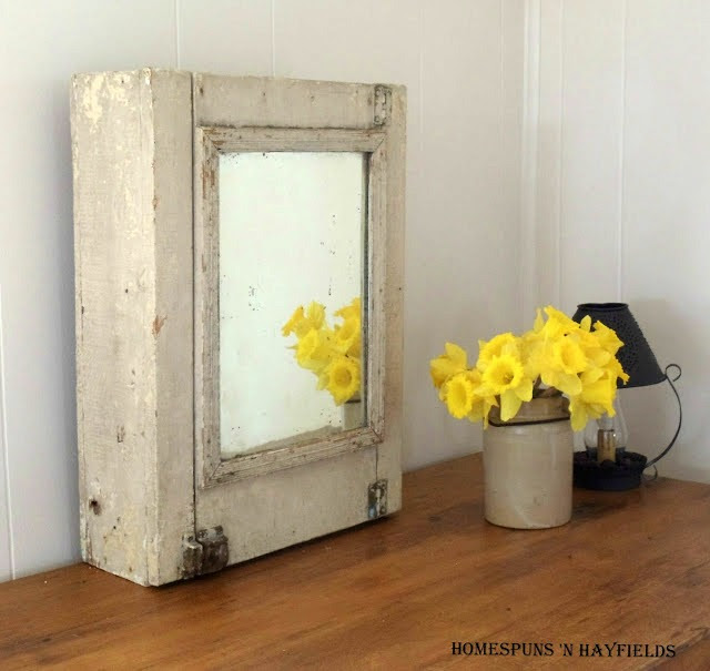 antique medicine cabinet featured at Talk of the Town - KnickofTime.net