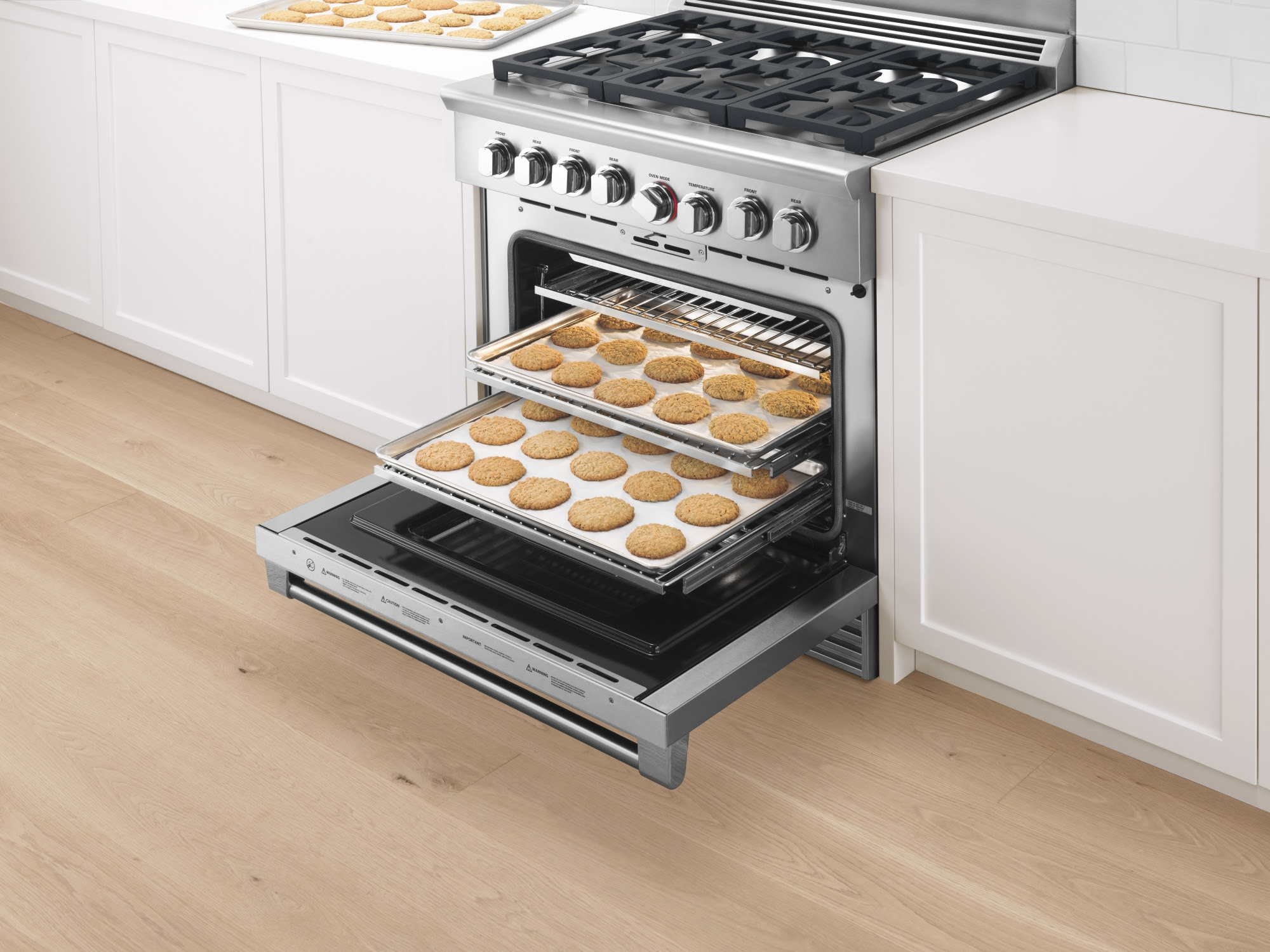 DCS By Fisher Paykel Launches New Line Of Professional Kitchen DCS By Fisher Paykel Launches New Line Of Professional Kitchen