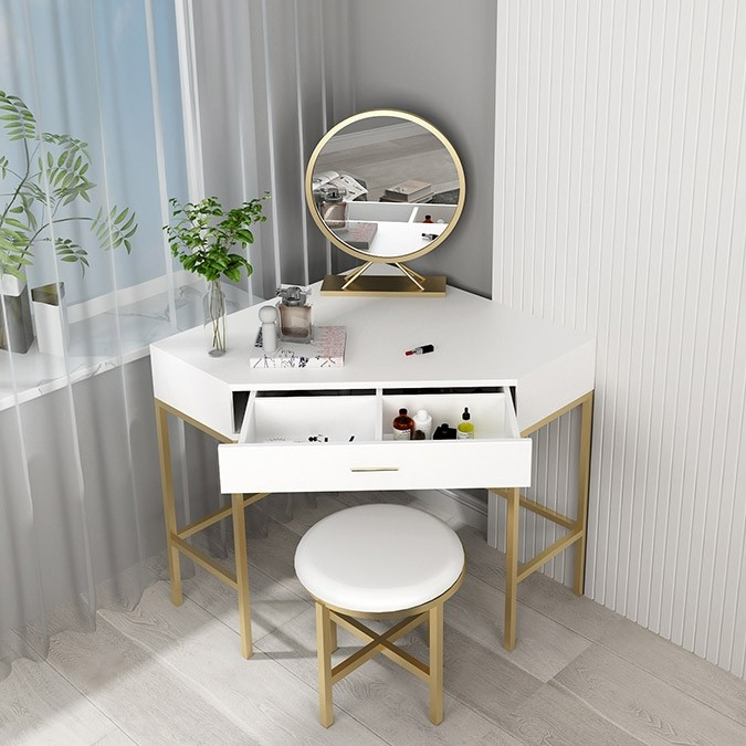 Modern Bedroom Vanity Set