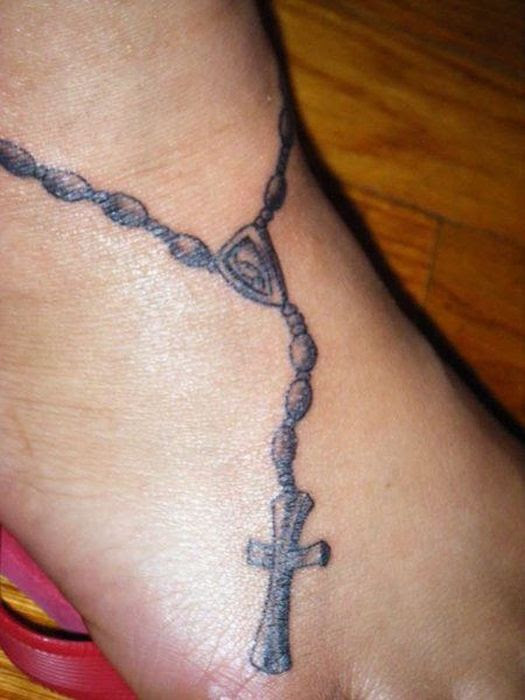 Girls Copying Nicole Richie Foot Tattoo (63 pics)