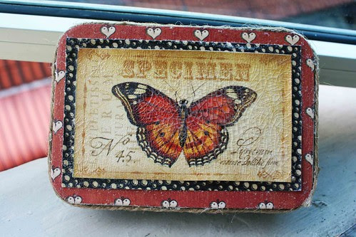 Butterfly tin box