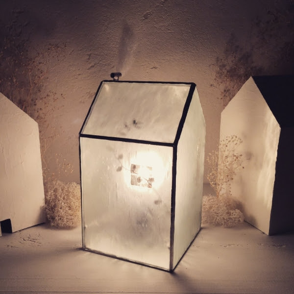 2f Satoko Niwa Solo Exhibition 窓のなか Ranbu