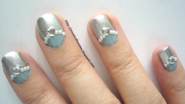 winter blue silver nails 3