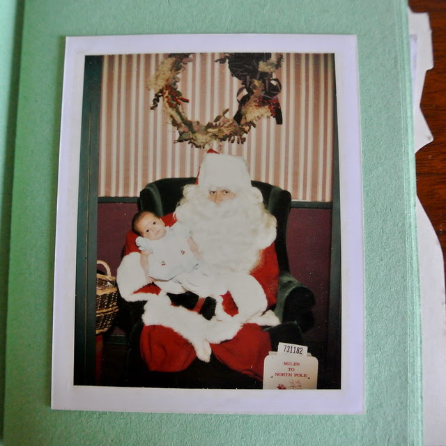 DIY • Vintage Christmas Card Photo Album!