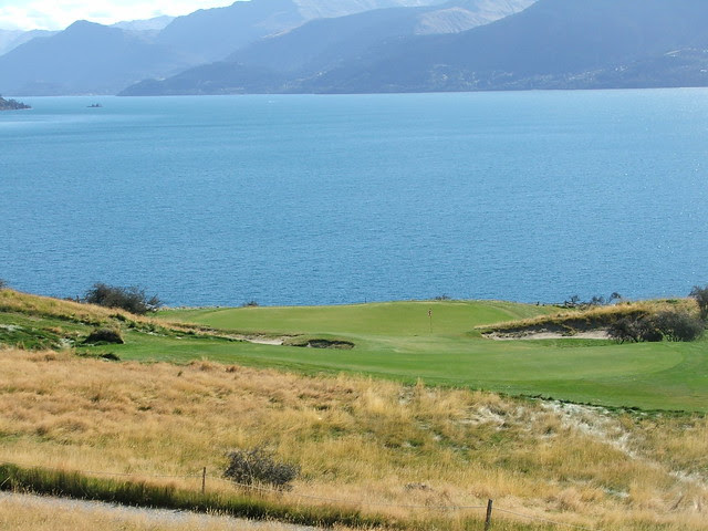 jack's point 7th green