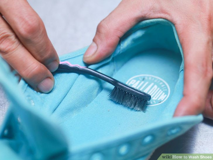 Wash Shoes Step 3 Version 5.jpg