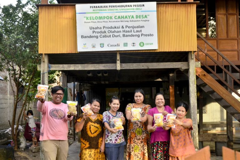 Manfaatkan Potensi Lokal, Kelompok Cahaya Desa Sukses 