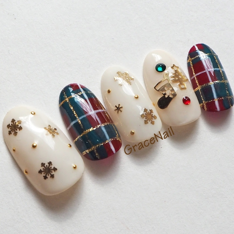 クリスマスチェック Gracenail Gracenail のネイル ネイルクルー