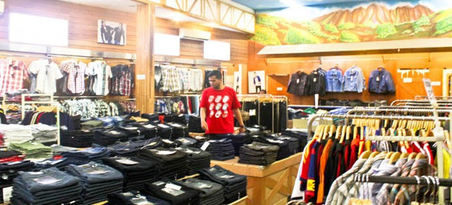 Nyamannya Berbelanja Di Stamp Factory Outlet Destinasi Bandung