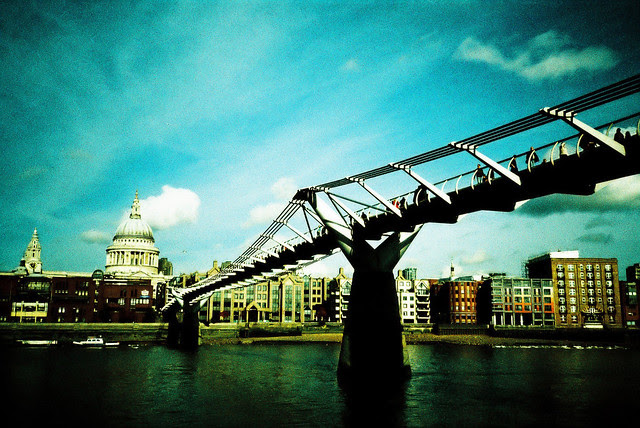 millennium footbridge, cross processed