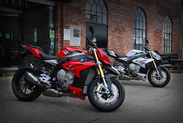 BMW R1000r
