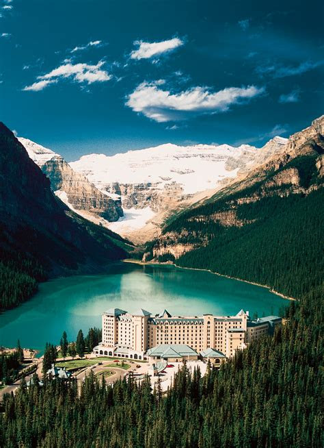 Luxurious accommodations include private terraces, outrageous lounges and remarkable spa treatments. Mountain Paradise At Chateau Lake Louise | iDesignArch
