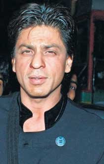 http://media.onsugar.com/files/2011/02/08/4/1440/14406555/28/srk12.jpg