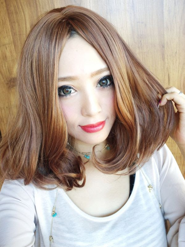 ミディアムロングwig センター分けゆるふわミディアムボブ 春