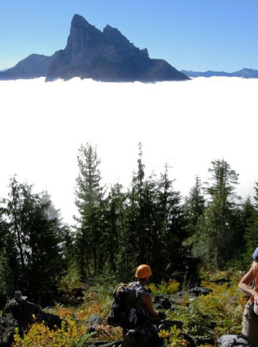 Amazing Places Above the Clouds (50 pics)