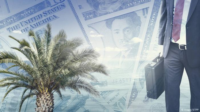 Paradise Papers Bildmontage Symbolfoto Paradise Papers Bildmontage Symbolfoto *** Paradise Papers Mo (Imago/STPP)