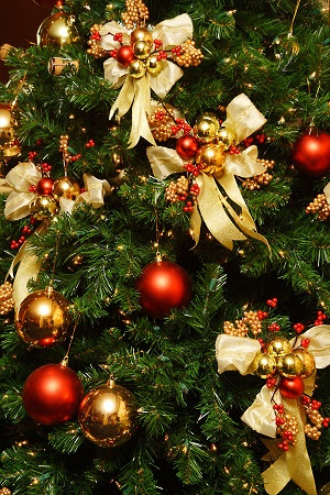クリスマスツリーの飾りの名前と意味は おしゃれに飾れる ユーサンの知恵袋