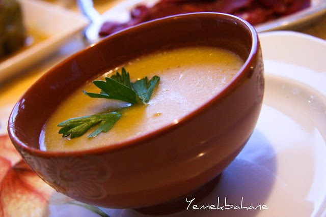 süzme mercimek çorbası