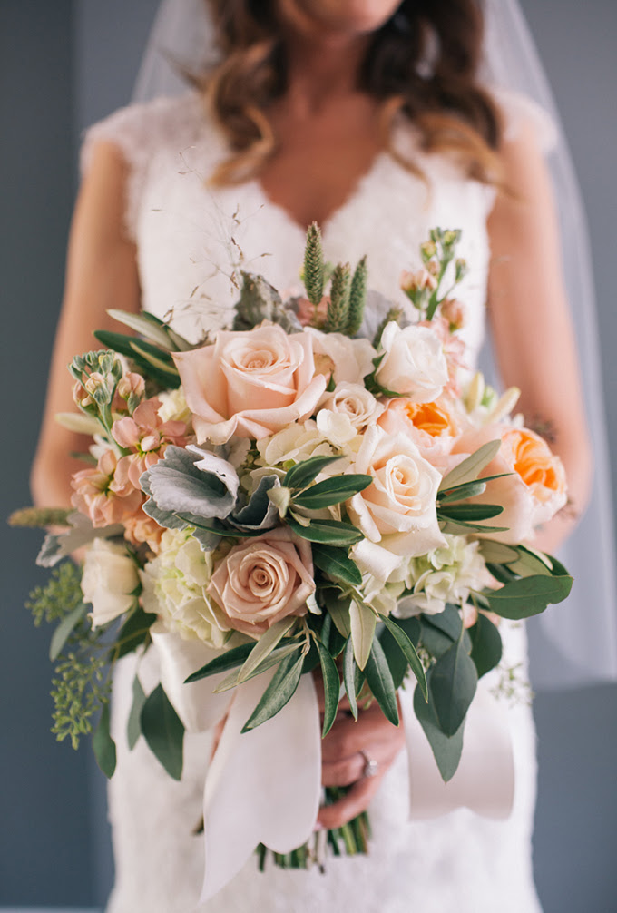 Romantic Barn Wedding | Glamour & Grace